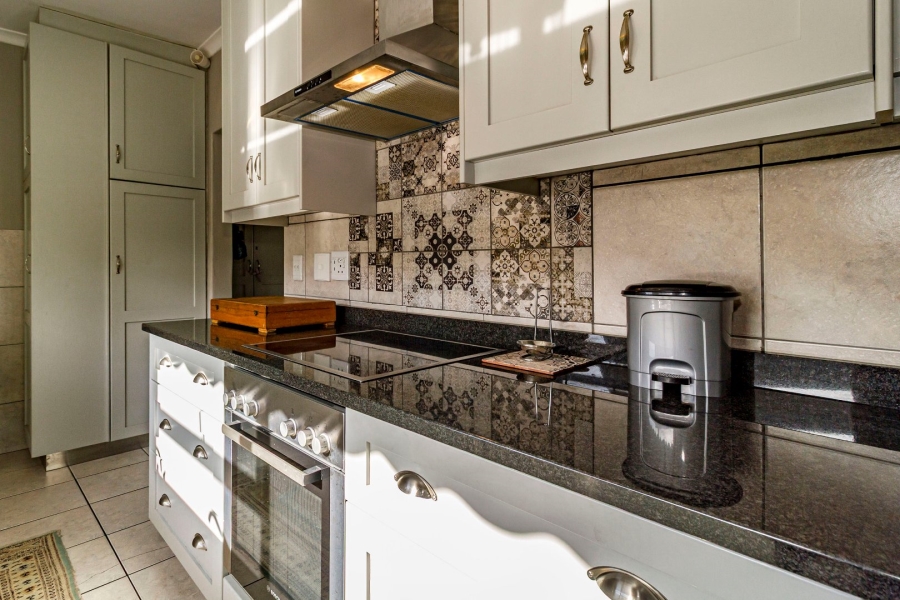 8 Bedroom Property for Sale in Helderberg Estate Western Cape